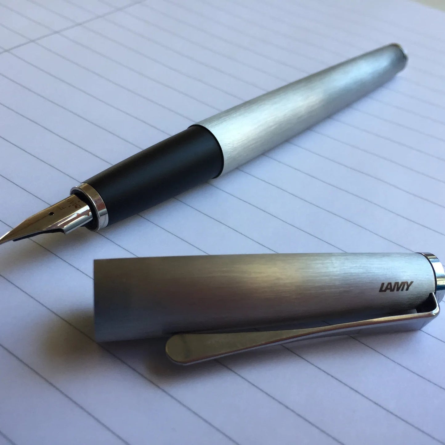 Fountain Pen | Studio (Extra Fine) - BRUSHED STEEL