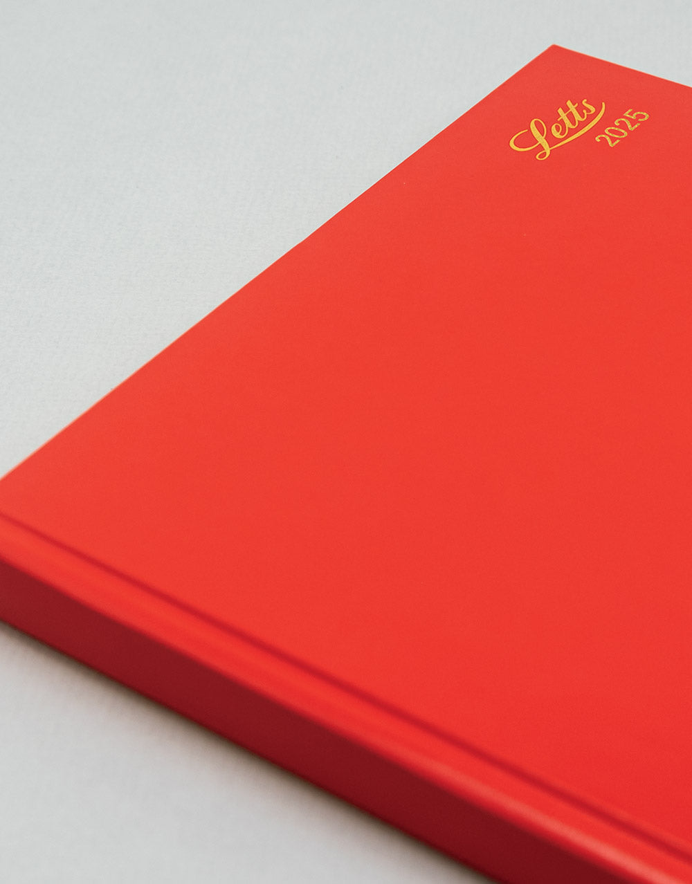 2026 Standard | Day to Page Planner (Quarto) - RED #C10YBY