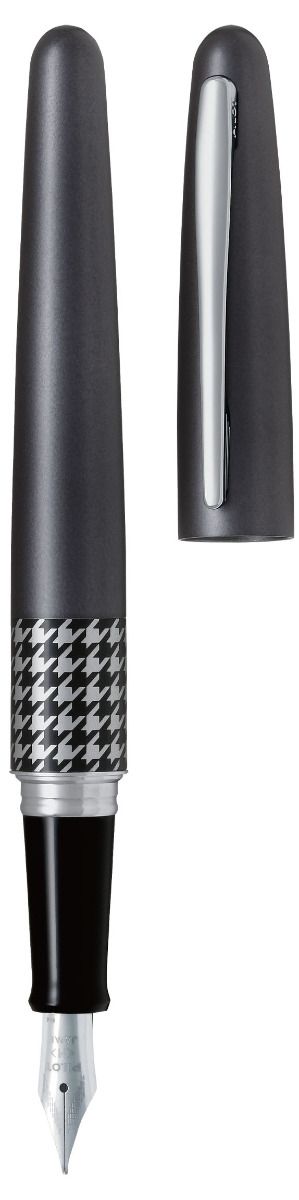 FINE Metropolitan Fountain Pen | RETRO POP BLACK #FP-MR3-F-HT