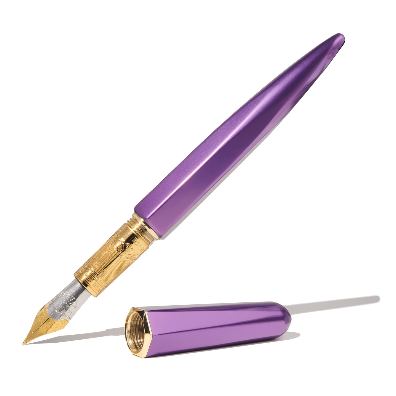 The Marquise Fountain Pen | Aubergine - MEDIUM