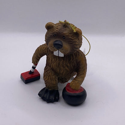 Ornament | Curling Beaver #D039