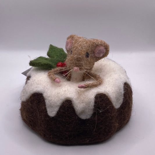 Felt Decor | Mouse in Bundt Cake #27-BAKERY-877