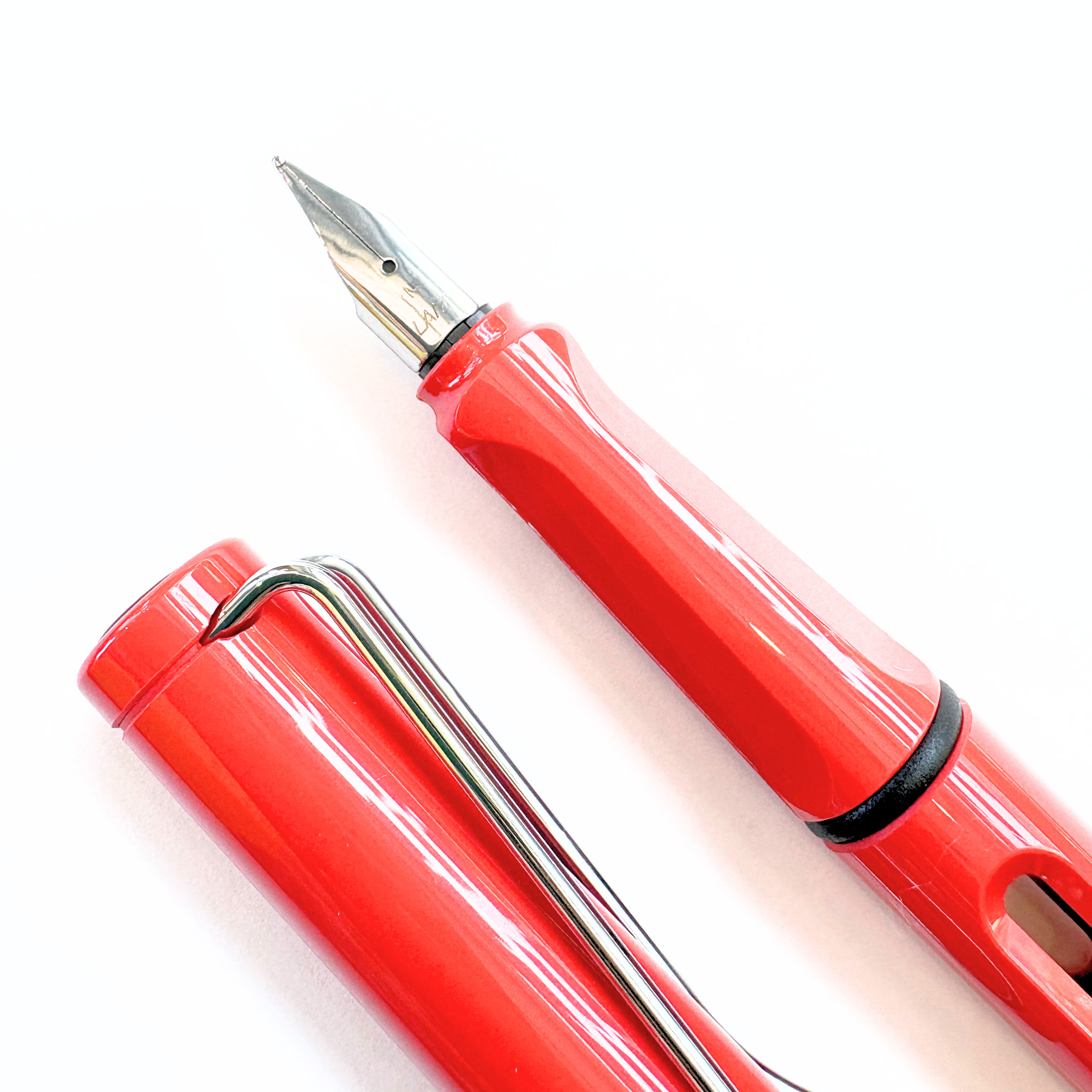 LAMY Fountain Pen | SAFARI RED | Medium Nib #L016M