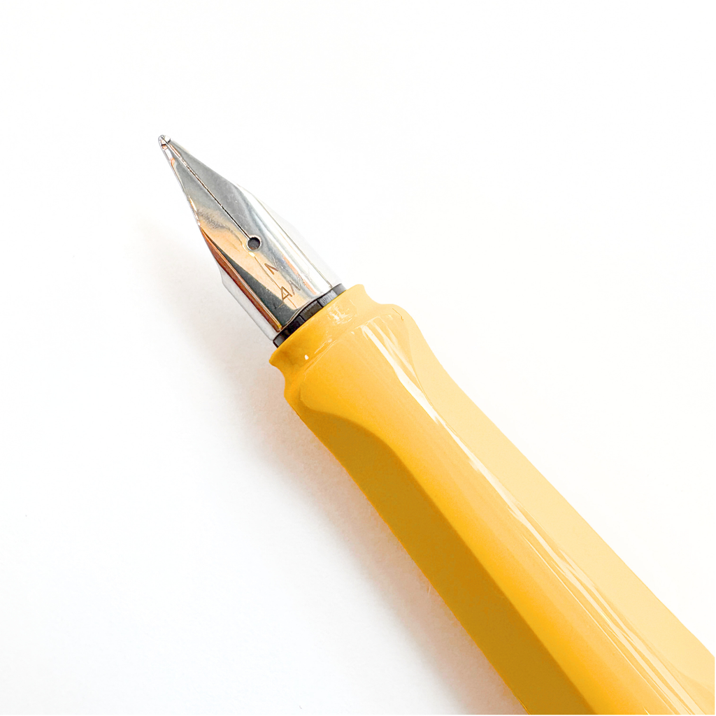 LAMY Fountain Pen | SAFARI YELLOW | Medium Nib #L018M