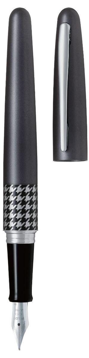 MEDIUM Metropolitan Fountain Pen | RETRO POP BLACK #FP-MR3-M-HT