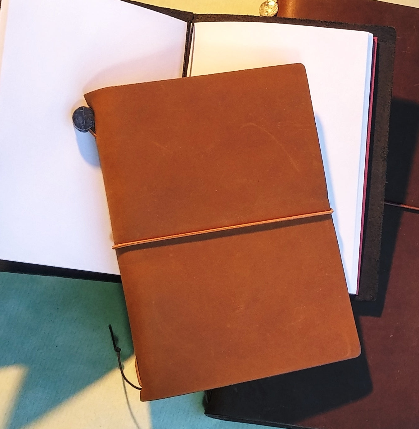 Traveler's Notebook Passport | CAMEL #15194-006