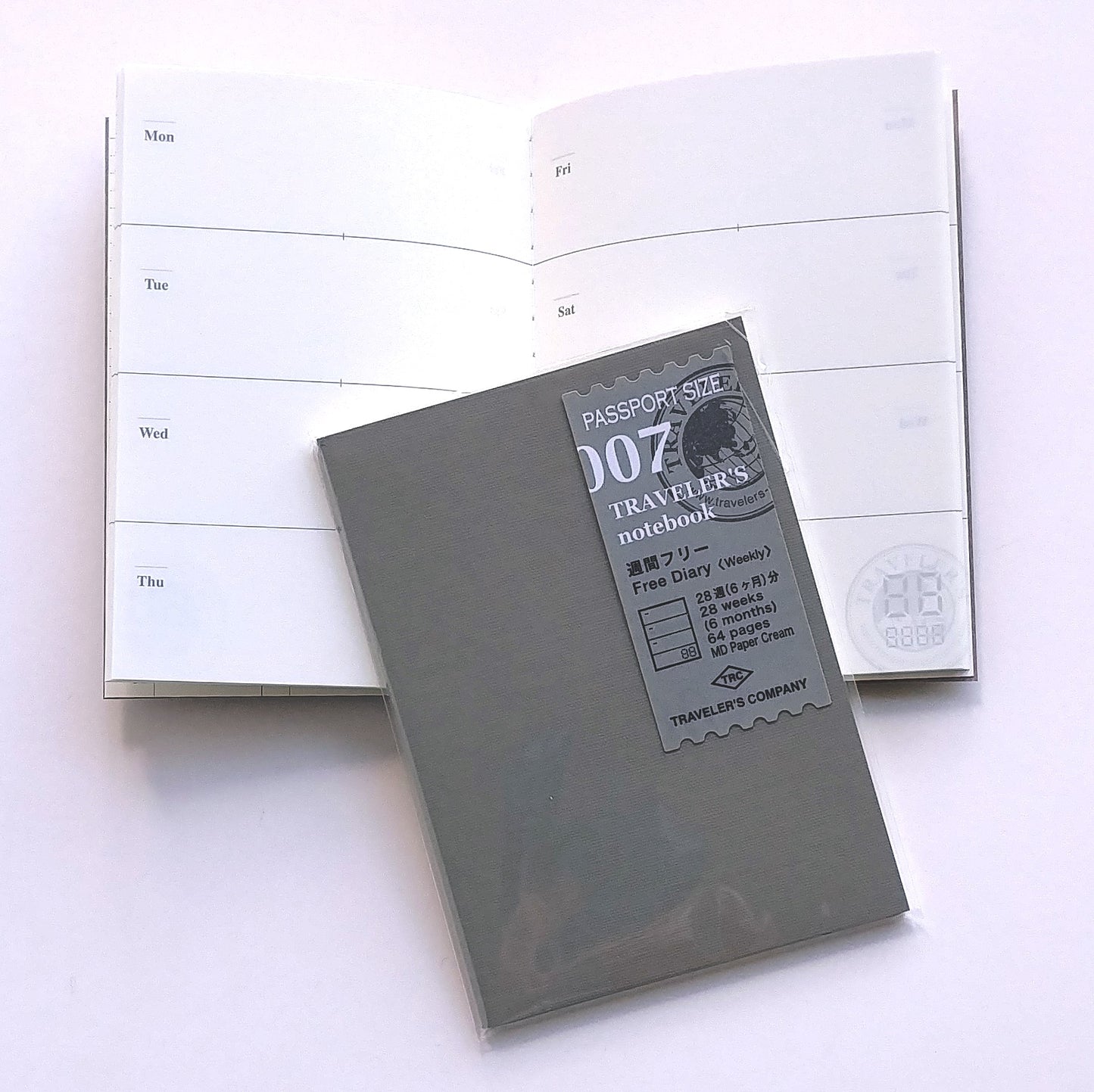 Passport Refill | 007 Free Diary - WEEKLY #14327-006